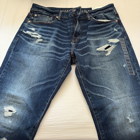 Men’s American Eagle AirFlex Athletic Fit Jeans - Picture 2 of 5